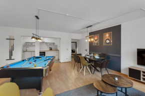 Charysma - Billard-Loft, Fußgängerzone, Parkplatz